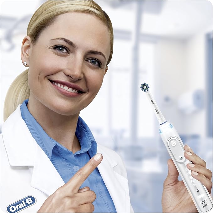 Oral-B CrossAction Toothbrush Head, Pack of 8 Counts